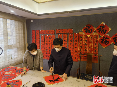 聽梆子、學剪紙、寫福字，跟著名家過新年！石家莊任源藝術空間傳統文化活動紀實